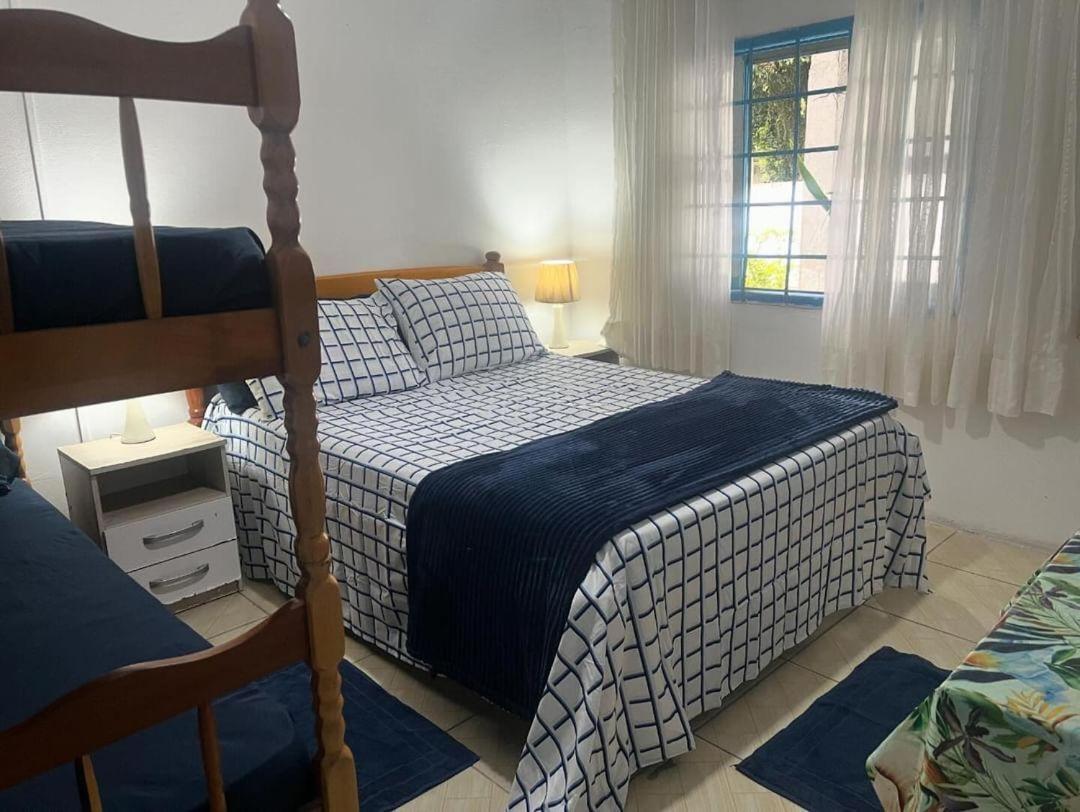 Casa De Em Sc A Uma Quadra Da * Itapoa (Santa Catarina)
