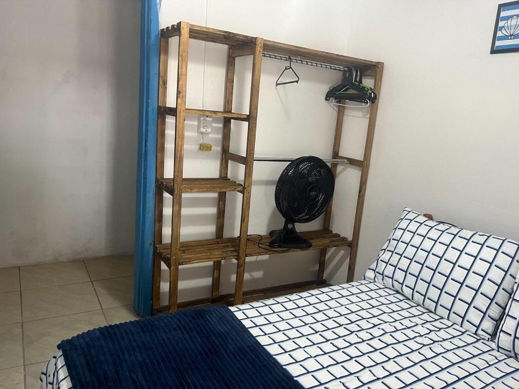 Casa De Em Sc A Uma Quadra Da *