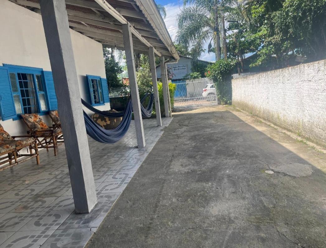 Casa De Em Sc A Uma Quadra Da Holiday home Itapoa (Santa Catarina)